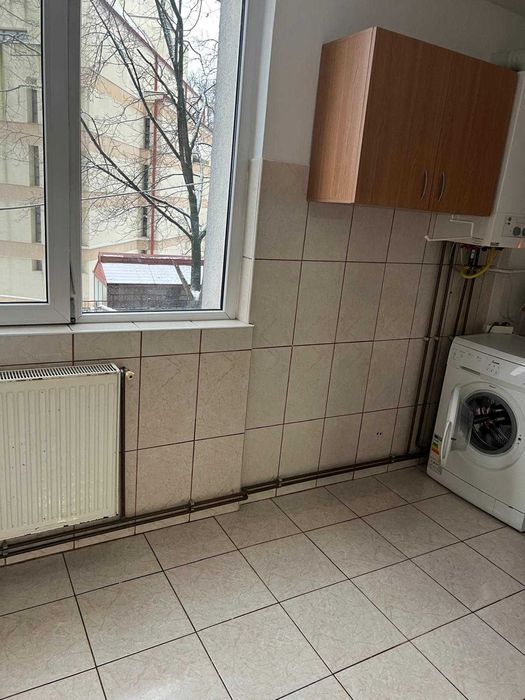 PERS FIZICA vand garsonera   Et 1 69000 EURO NEGOCIABIL