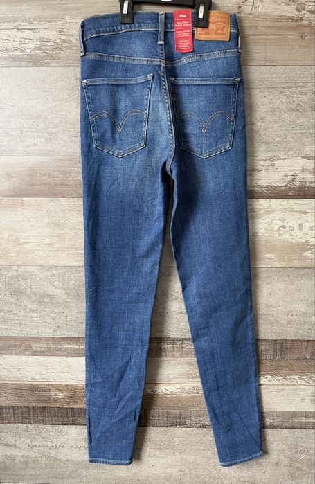 Дамски дънки Levi’s размер 25