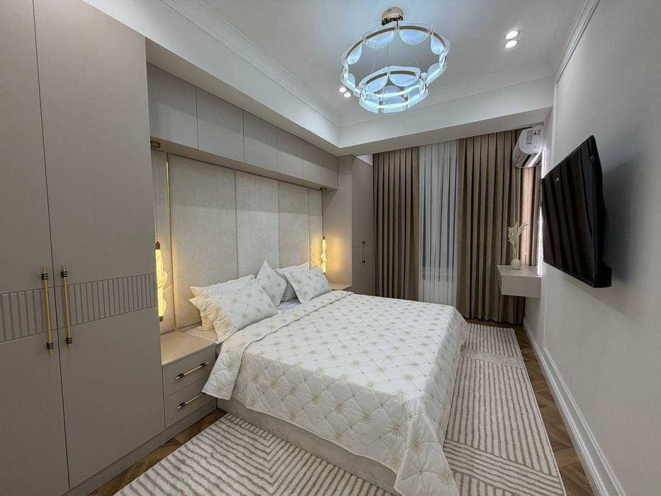 4-х комнатная в Новостройке 8-роддом  авторская ID: 5343