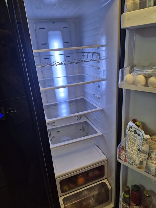 Холодильник двухдверный Samsung