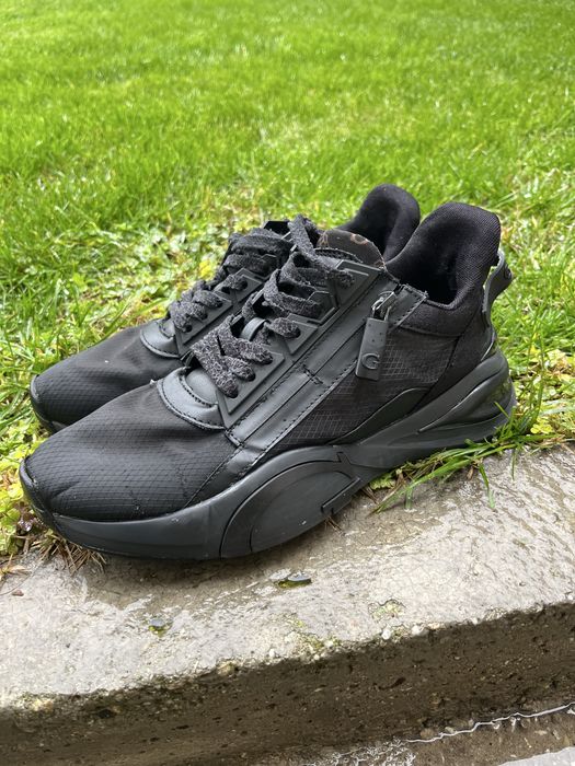 Маратонки Guess 39 номер