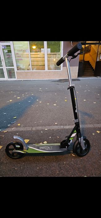 Tronita copii ,, Scooter Cruise 200XB "