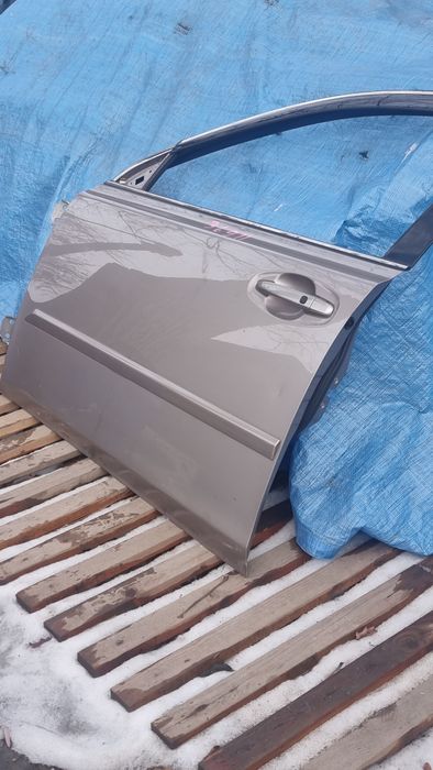 Дверь на Subaru Outback BR