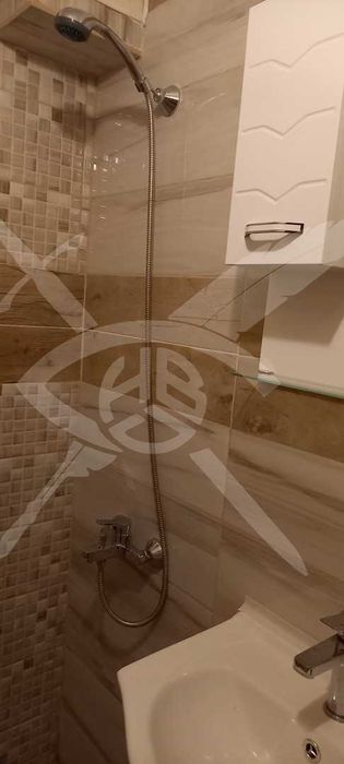 Дава се под наем Тристаен апартамент в София, Лозенец - 97 кв.м за 830 € - Снимка #9