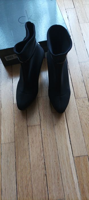 Боти Calvin Klein
