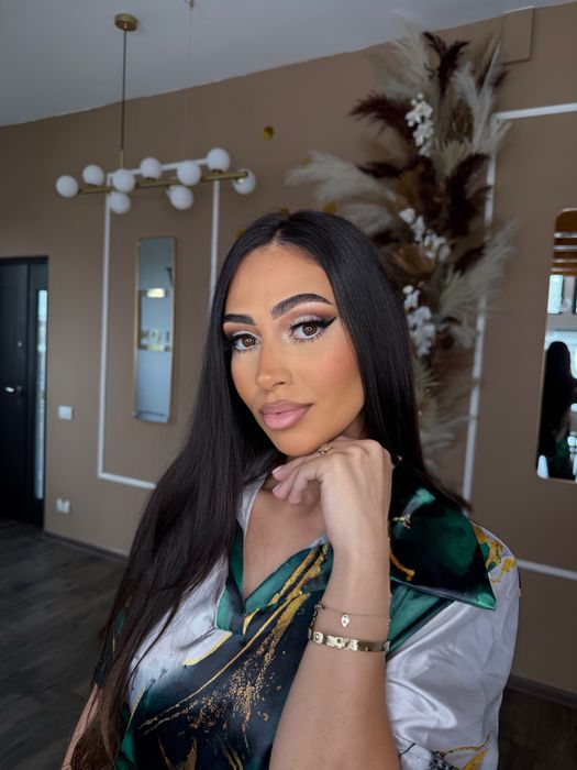 Make-up profesional-AVANT SALON