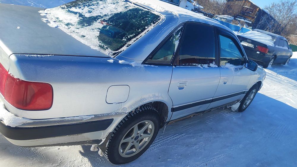 Продам Ауди 100 с4