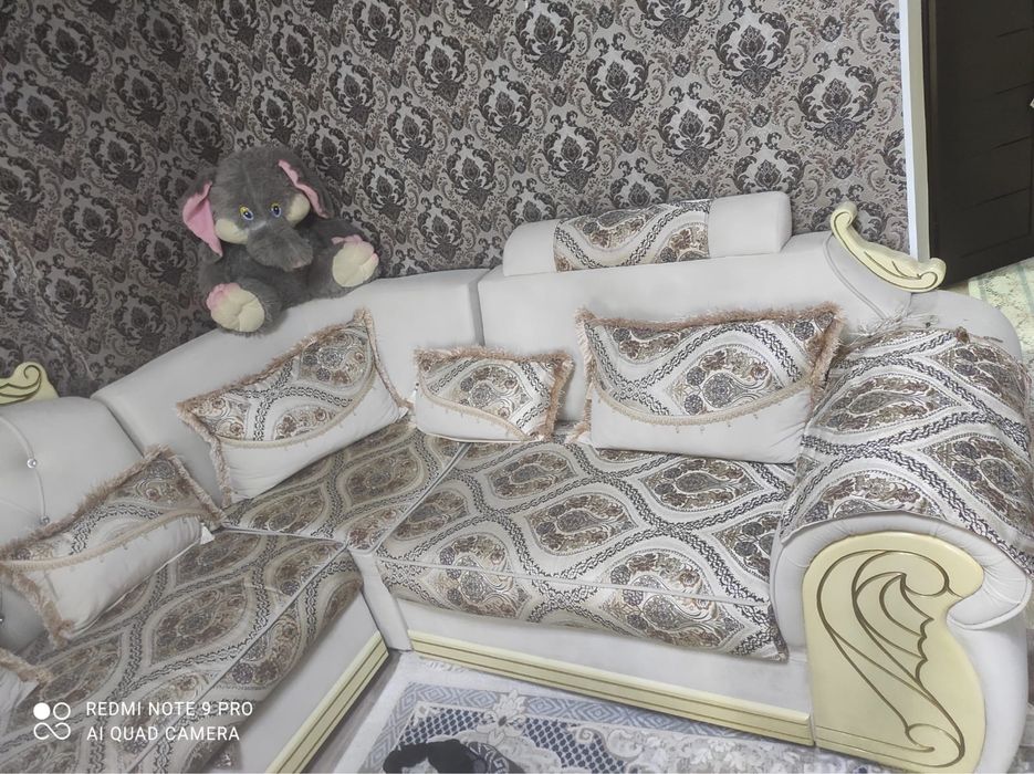 Диван угловой Софа качество классно продем срочно