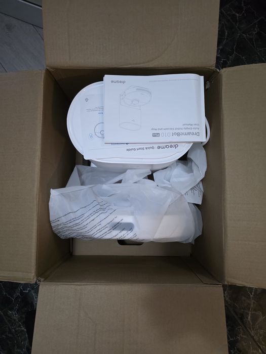 Robot aspirator DreameBot D10 Plus