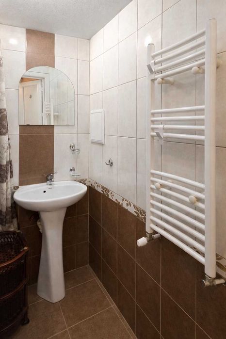 Дава се под наем Тристаен апартамент в София, Хиподрума - 96 кв.м за 670 € - Снимка #8