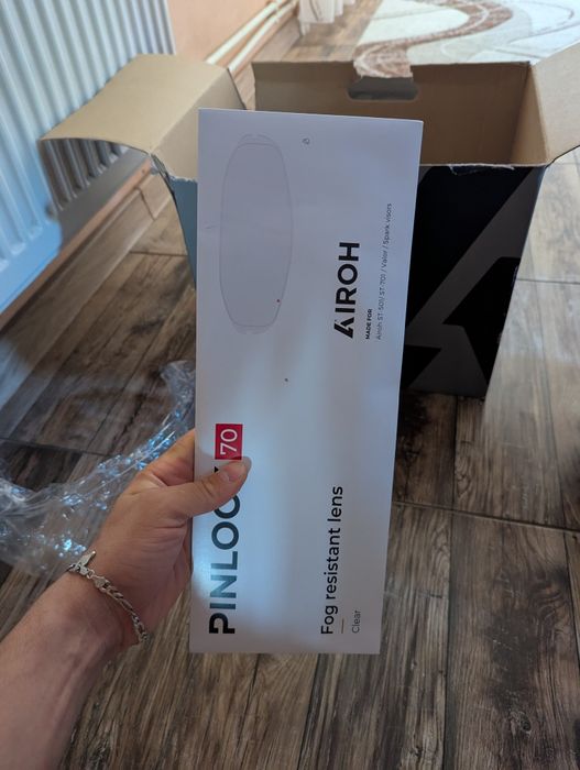 Casca Moto  Airoh Valor  Wings Yellow Matt