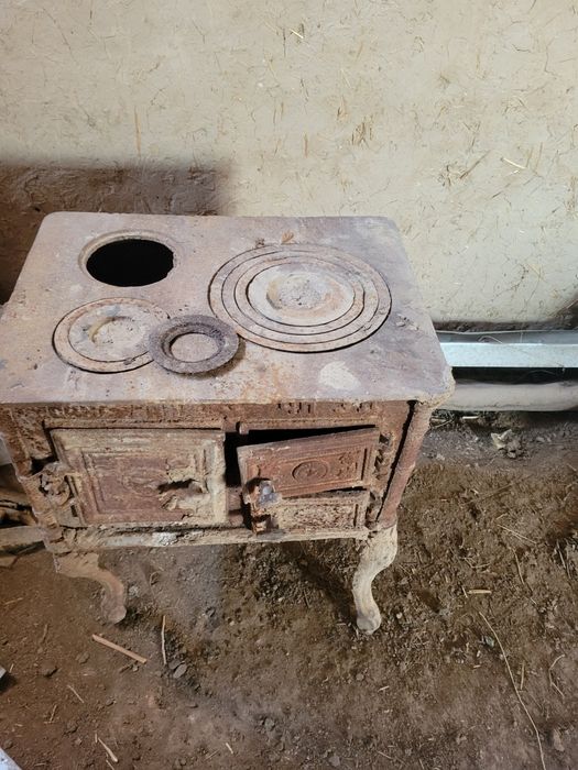 Rassiya metalidan boʻlgan  pech