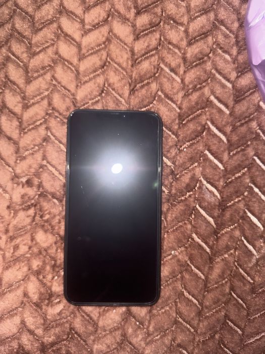 IPhone 11 pro max на 64гб