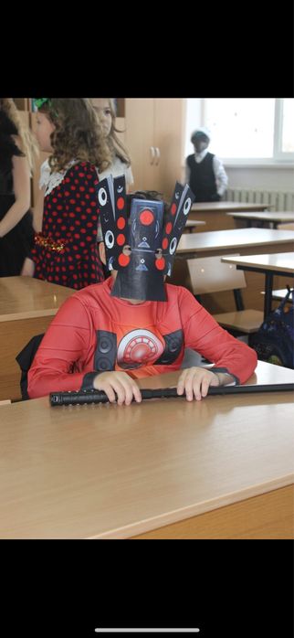 Продам карнавальный костюм