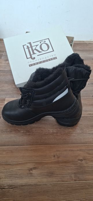 Спец.обувь продам