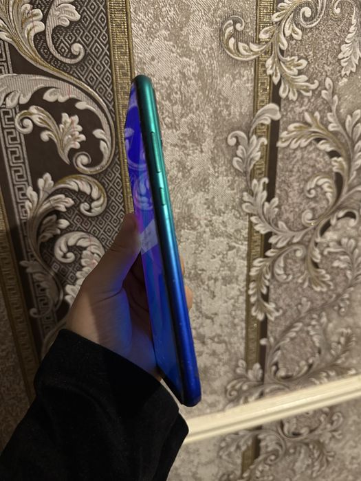 Huawei telefon sotiladi