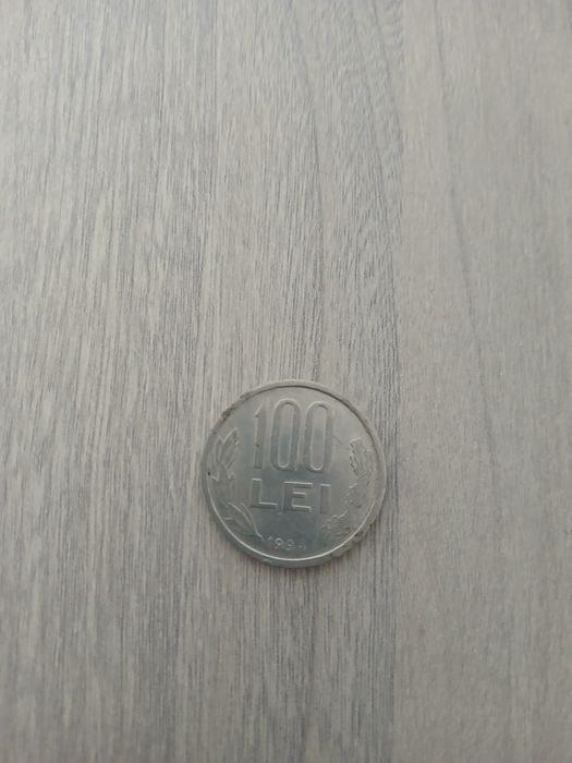 Vând monede vechi