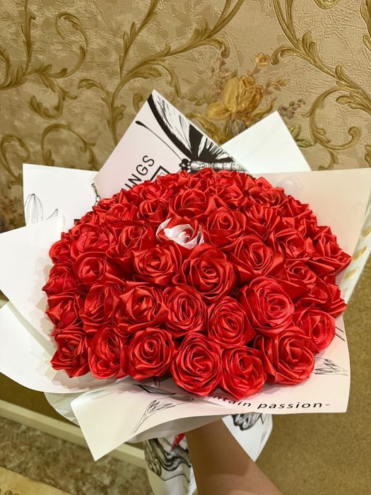 Продам Атласные цветы