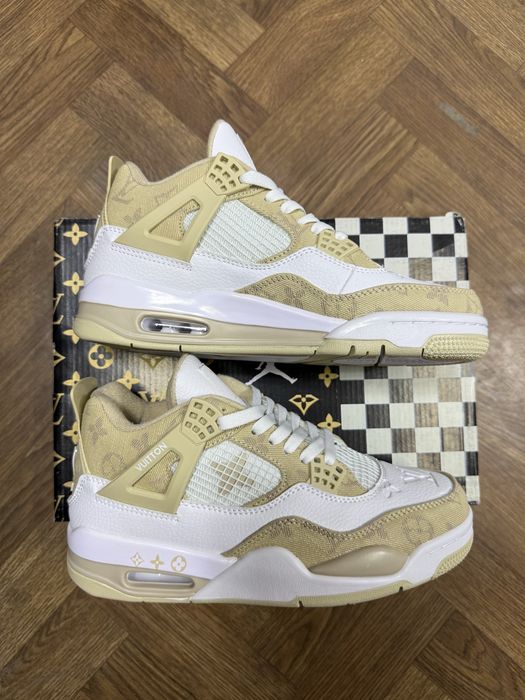 Adidasi/Sneakersi Nike Air Jordan 4 Retro x Louis Vutton marimea 42 si 43