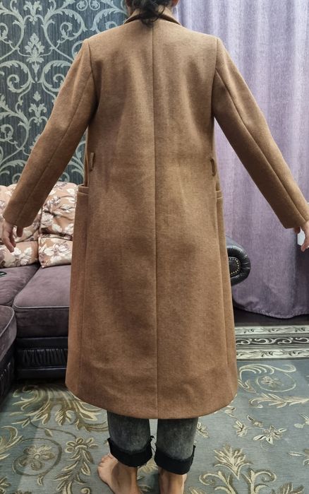 Продам пальто 2 модели в отличном состоянии