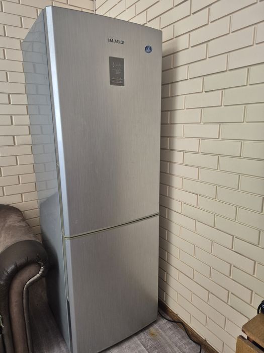 Холодильник самсунг