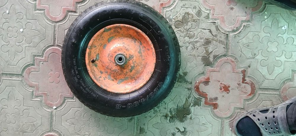 Колесо для тачки