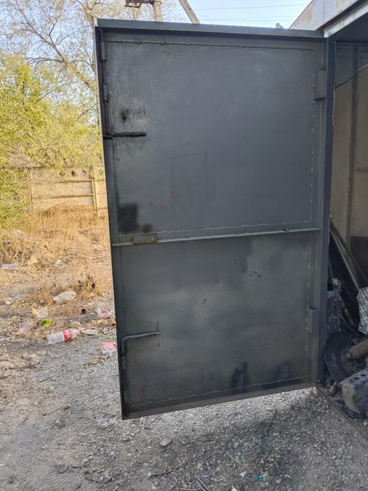 Продам металлический гараж