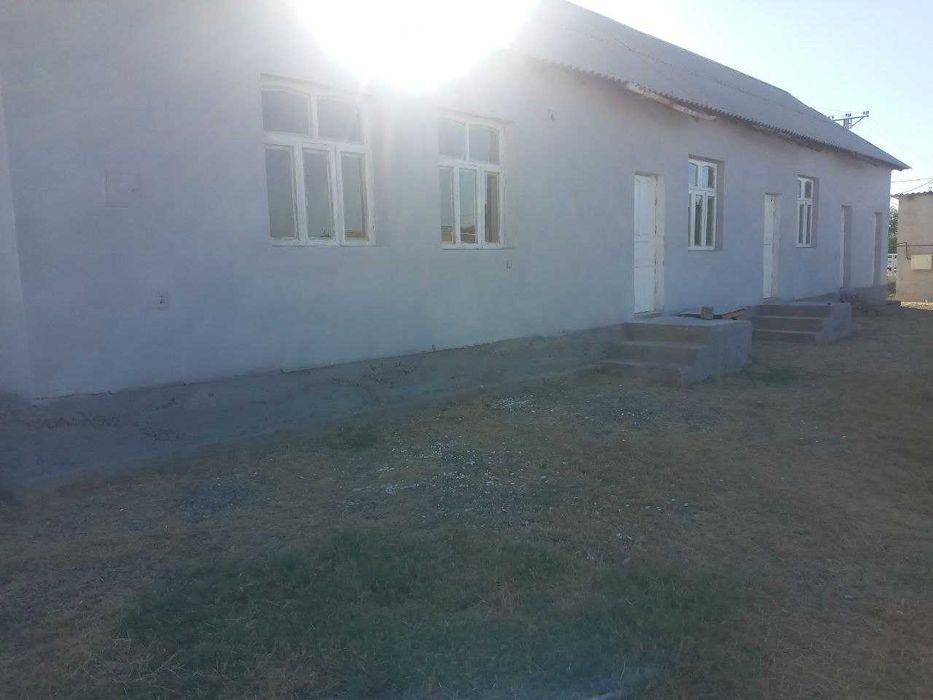 Mirzaobod tuman Chuqursoyda uy sotiladi