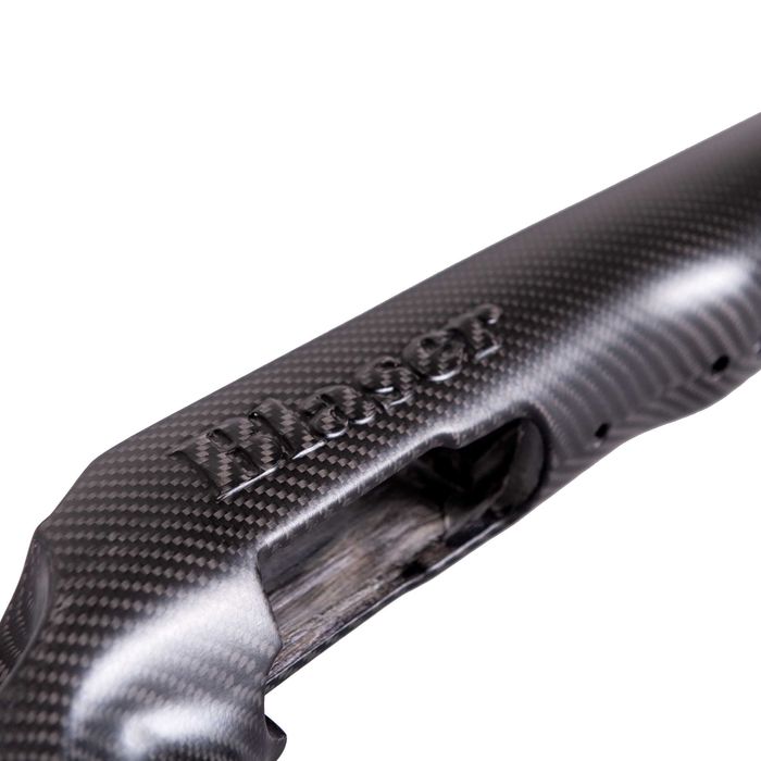 Изработка и ремонт на детайли от карбон