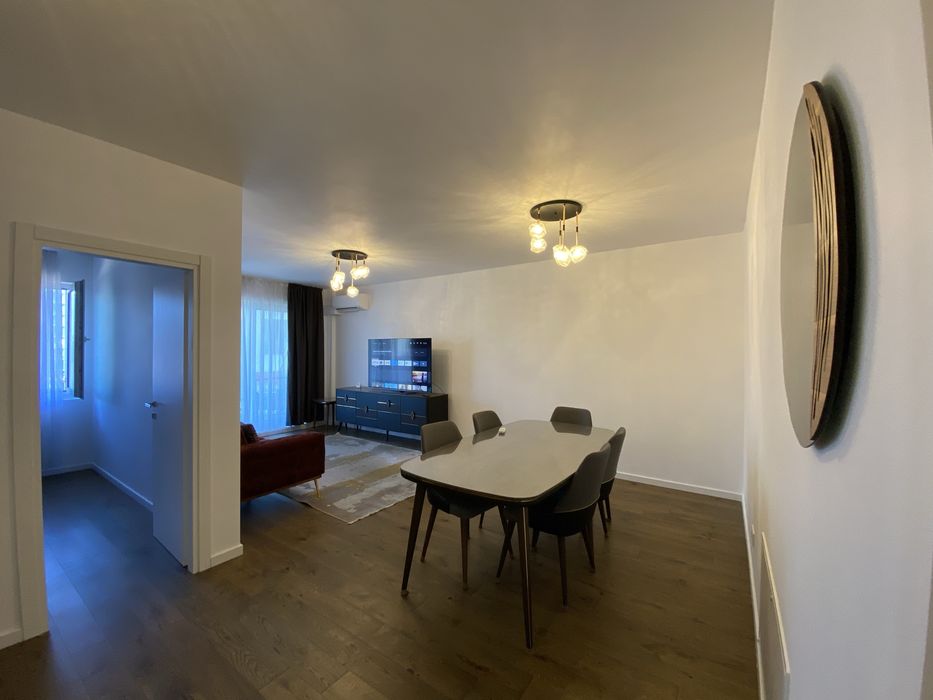 Ap. 3 camere decomandat Record Park