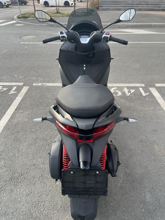 Piaggio mp3 hpe 300 cat B L5e abs asr 2022
