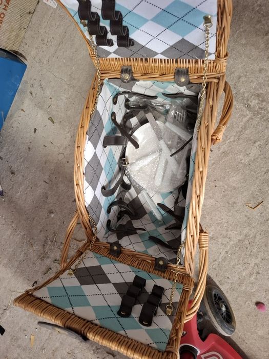 Кошница за пикник