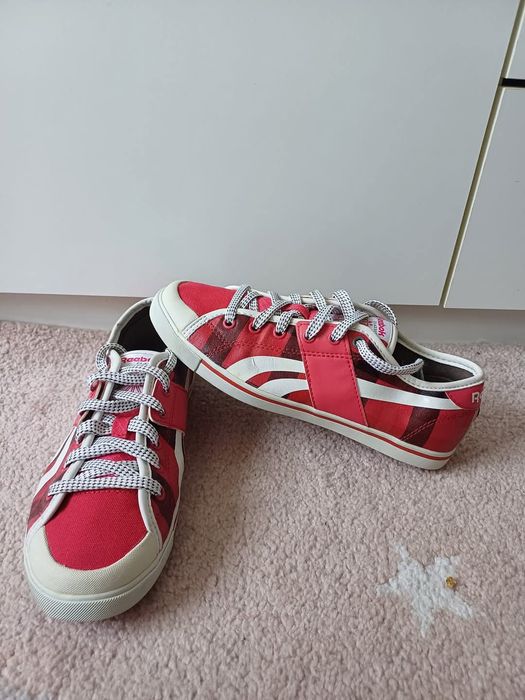 Pantofi Reebok mărimea 36