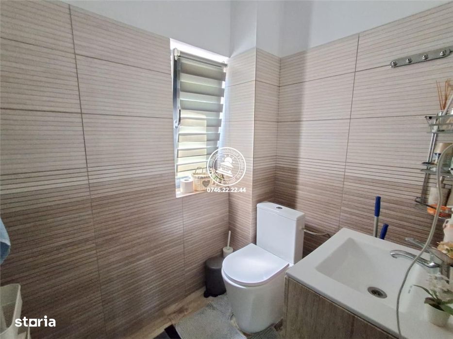 Vila  de vanzare  Rediu,