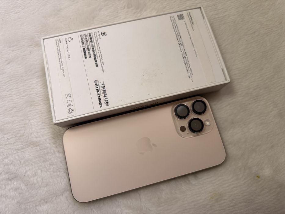 Продам Iphone 16 pro max