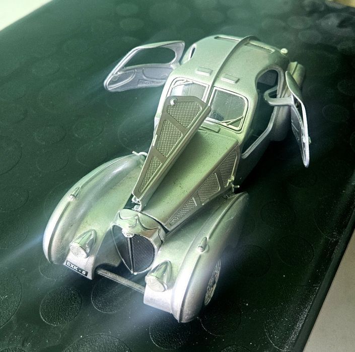 Bugatti macheta metal 1:24