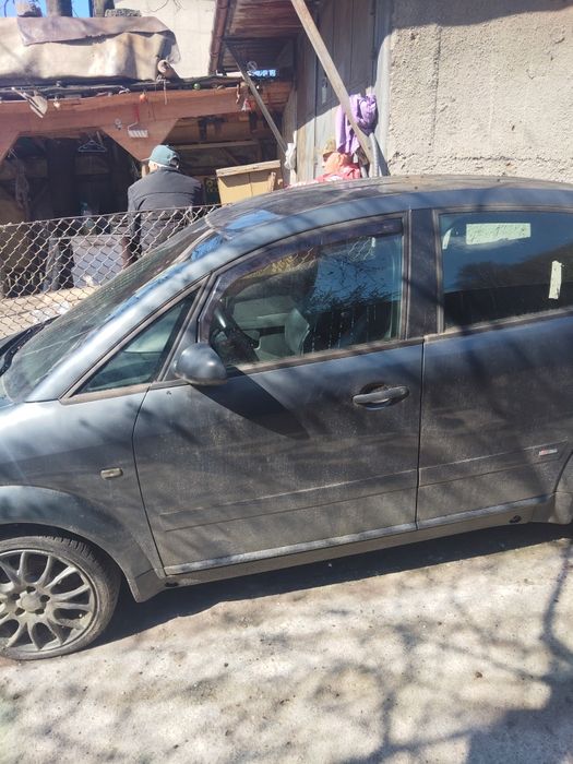 Audi a2 ...detalii la tel.preț pentru ambele masini