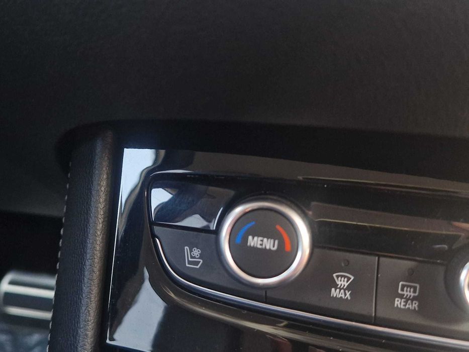Opel Grandland X 2.0 Turbo D 177 CP 2018 Automat/Ultimate/Ventilatie/Led/Piele/Navigatie/Touch/Carplay/Camera/Carlig remorcare/Jante 19/Inmatriculat/