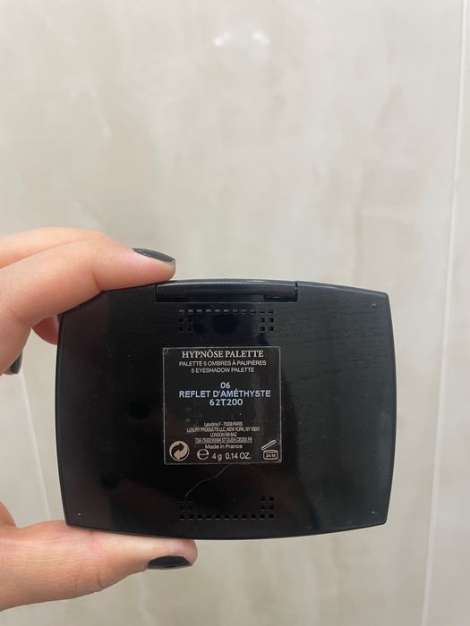 Продаются тени Lancome