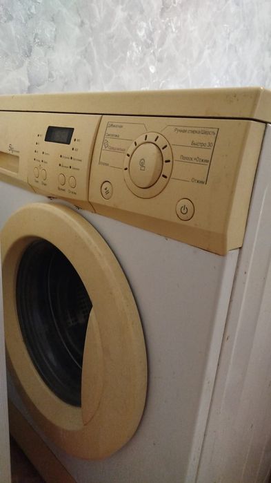 Продам машину стиральную LG