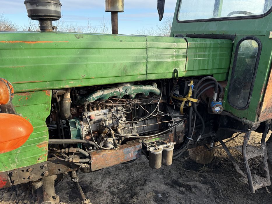 Vand tractor UTB cu motor de SAVIEN