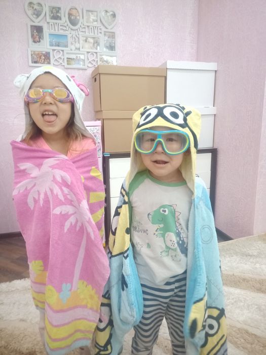 Плавательные принадлежности