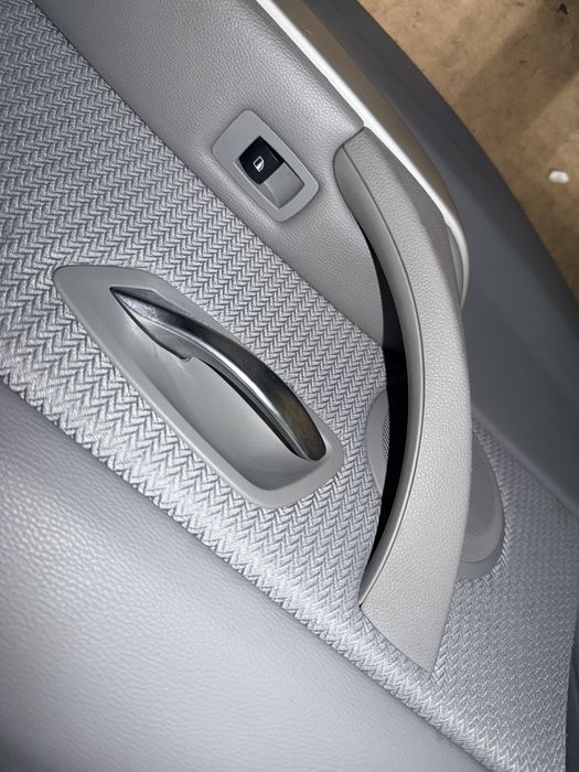 Fete usi spate  bmw e90 e91 maner usa bmw e90 e91