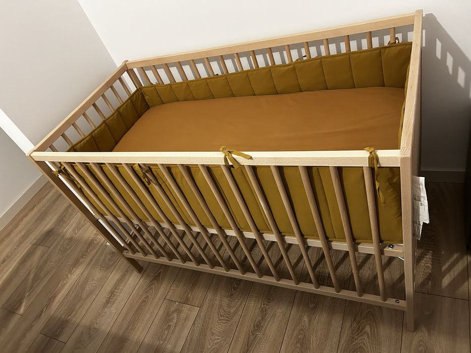 Pat Sniglar cu saltea Jattetrott Ikea