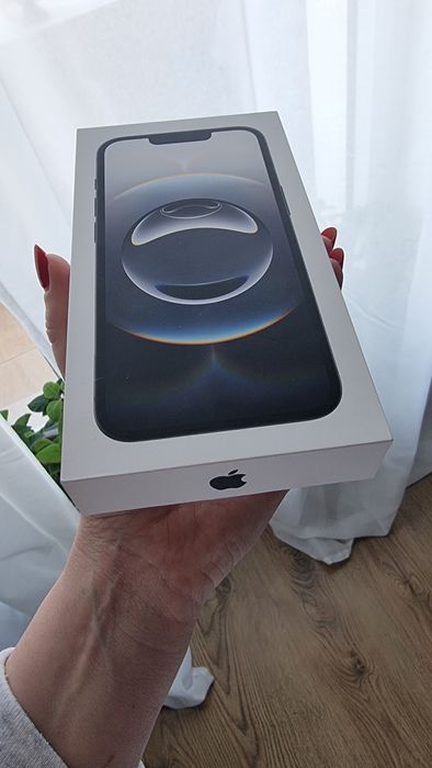 Iphone 16e. 128 GB, black