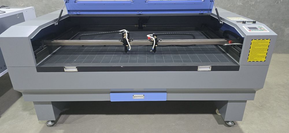 Лазирный станок  1610 — 2 бошли