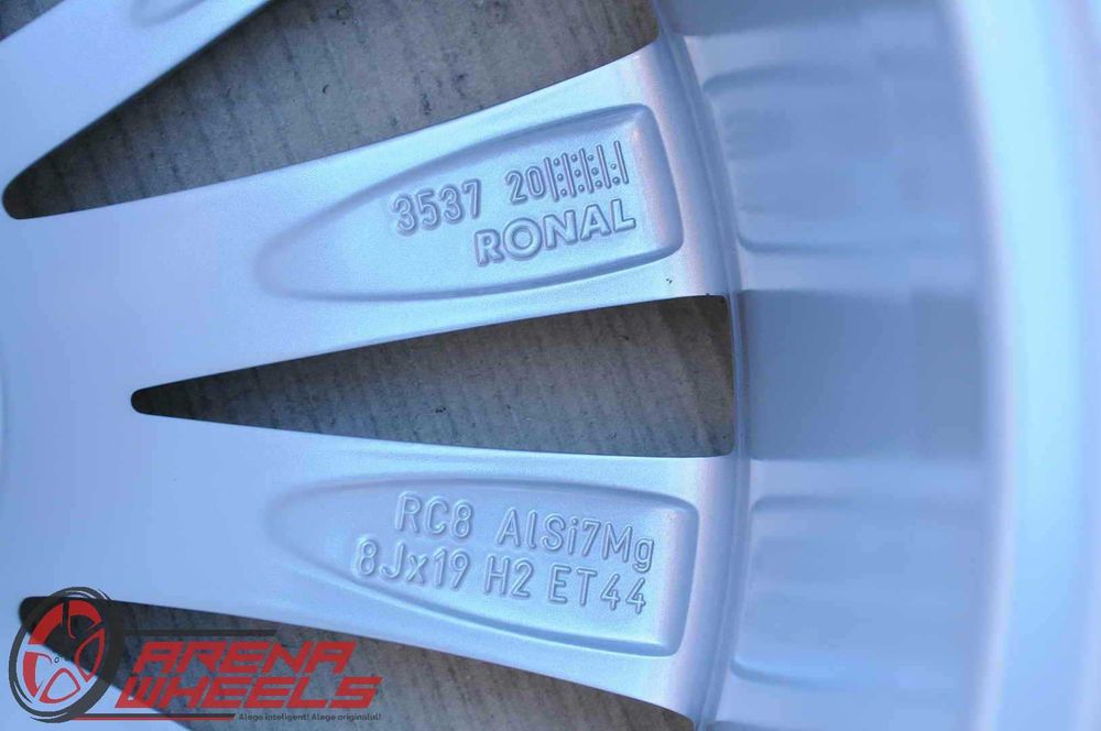 Roti Vara Noi 19 inch Originale Skoda Superb Continental 235/40 R19