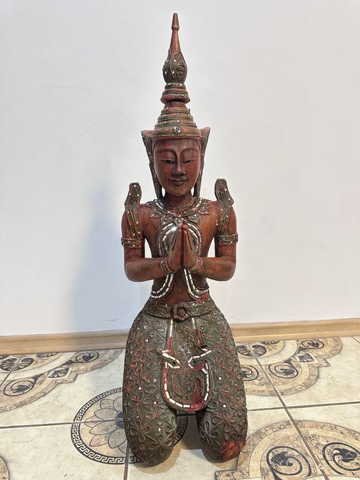Statuie asiatica din lemn masiv sculptura manuala  mahon