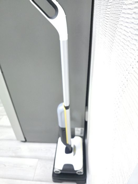 Продам электрошвабру Керхер