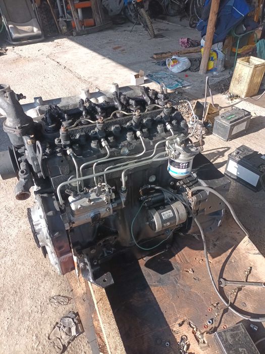 Продавам отремонтирани двигатели "Перкинс" Д3900 за мотокар!